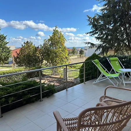 Sunny Seasons Byala Apartament *