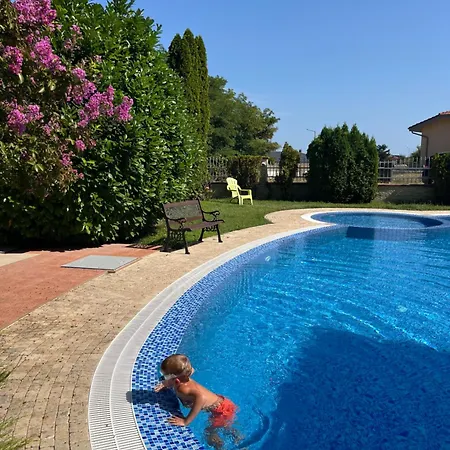 Apartment Sunny Seasons Byala *