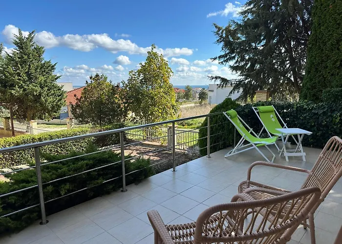 Sunny Seasons Byala Apartment *